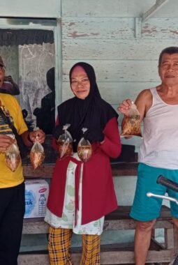 Jum’at Berkah Menyatukan Kepedulian, Mi Ayam Bakso Lima Saudara dan Mitra Berbagi Rezeki